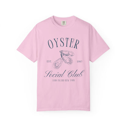 T-shirt with vintage oyster social club design featuring three detailed oyster illustrations